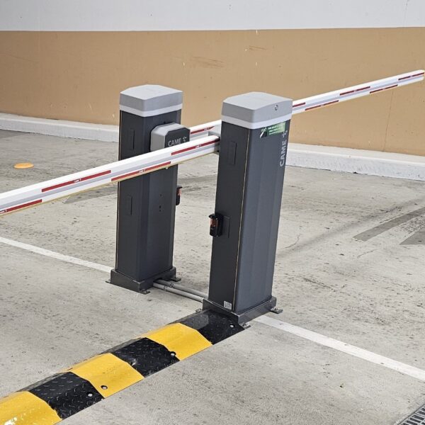 Came GT4 automatic boom gates with wireless E-Loop installed at Bankstown University Car Park entrance